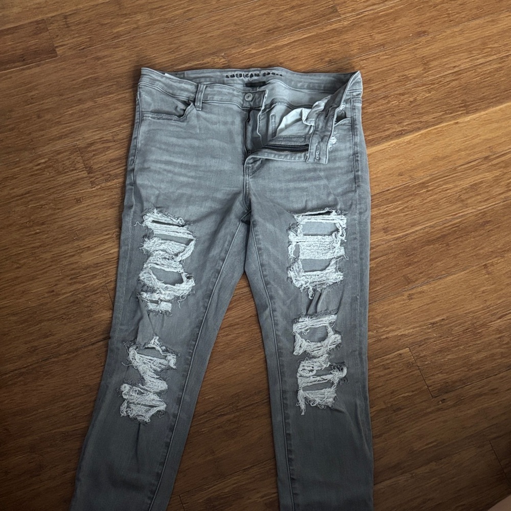 American Eagle Outfitters Gray Distressed Jeggings